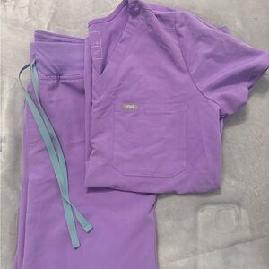 Figs scrubs